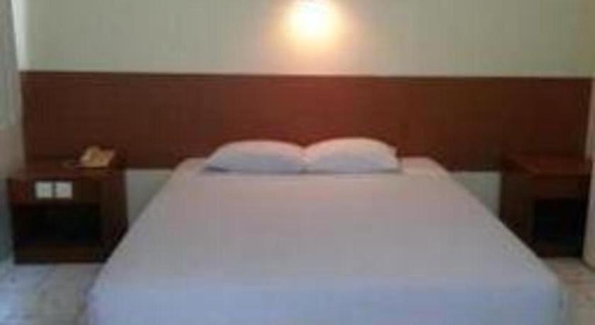Hotel Lautze Indah Джакарта Экстерьер фото